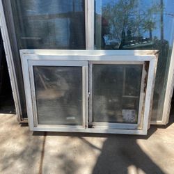Ventanas En Venta  $80 Cada Una 