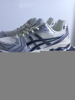 Asics Kayano Gel  14 Size 10 &11