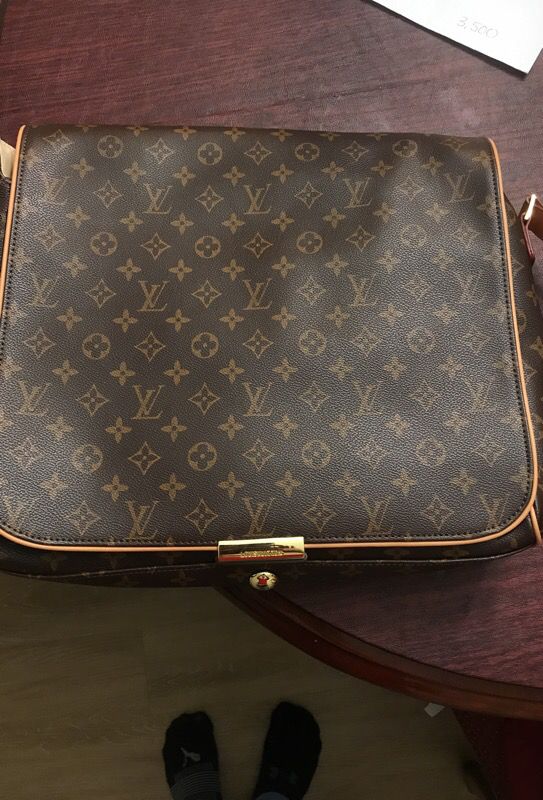 Louis Vuitton Bag for Sale in North Potomac, MD - OfferUp