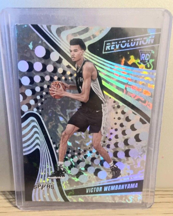 Really Nice Panini Prizm Victor Wembanyama Rookie Card #104