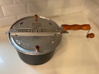 Franklin’s Gourmet Popcorn Stovetop Hand Crank Popcorn Popper - Wood Handle