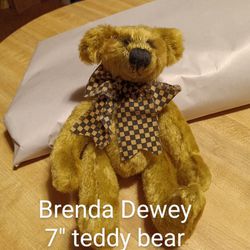 #479... Teddy Bear 7" Collectible