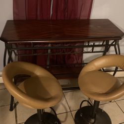 Stools And Table 