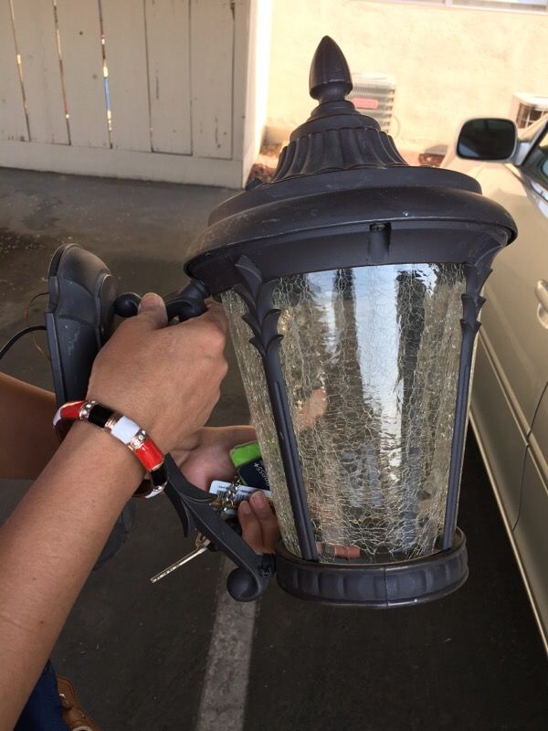 Outdoor lamp