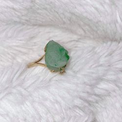 18k gold marble ring in the shape of a toad with a lovely gold coin, marble ring