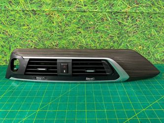 2019-2021 BMW X3 DASHBOARD FRONT CENTER AC AIR VENT GRILLE W/ TRIM OEM
