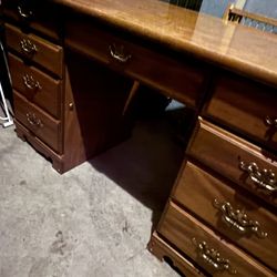 Home office desk