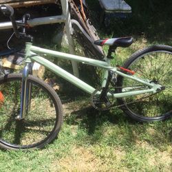 Rare 24in  Diamondback Racing Bike