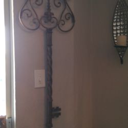 Decorations Different Prices 