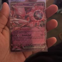 Team Rocket’s Mewtwo EX TCG 