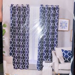 Dikarts Black Out curtains