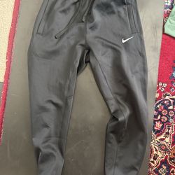 Nike Black Mens Jogger Sweatpants - S (fit more like medium)
