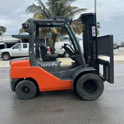Forklift Toyota 
