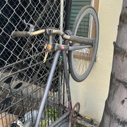 PURE FIX BIKE