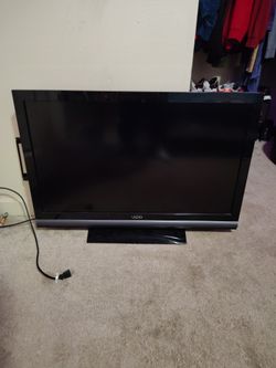 32" Vizio Tv