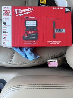 Milwaukee Light Kit