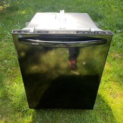 Frigidaire- Stainless Steel Dishwasher! 