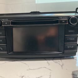 Toyota Stereo System 86140-42110