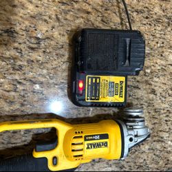 Dewalt 20 V Grinder Battery Plus Charger