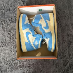Jordan 1 Unc