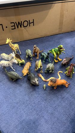 Dinosaur and animal plastic toys