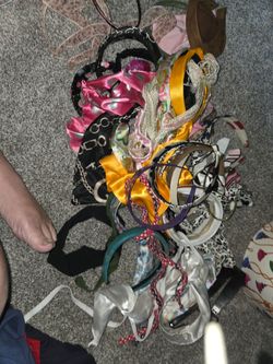 Large Lot of Mixed Hair Accessories