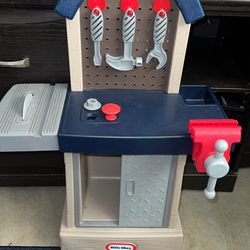 Little tikes work bench