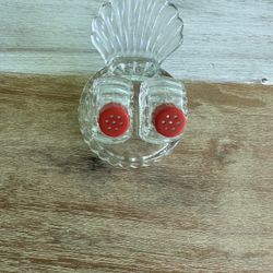 Retro Salt And Pepper Shaker