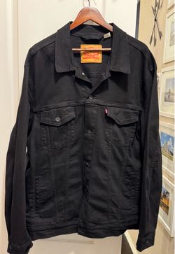 Men’s 2XLT Black Levi’s Denim Jacket like new $35 org $80