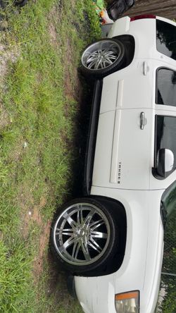 Chevrolet Tahoe White SUV part out