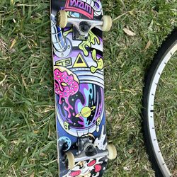 Complete Skateboard – Excellent Condition 