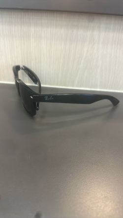 Ray Ban