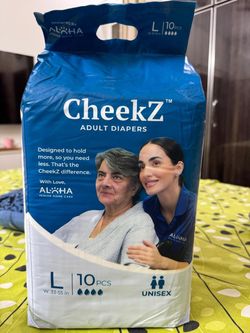 Wholesale 10 pack NURSE-DESIGNED ADULT DIAPERS CheekZ Adult Diapers