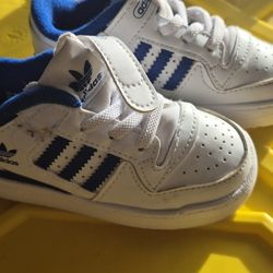 Toddler Adidas Shoes Size 7k