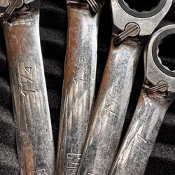Icon Wracheting Wrenches