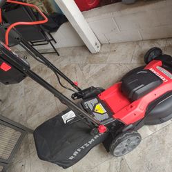 Máquina Podadora Marca CRAFTSMAN 