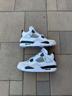 Jordan 4 Military Black size 7.5