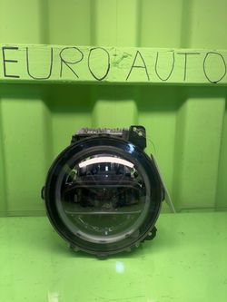 2023 2024 2025 2026 Jeep Wrangler Left Driver Side Headlight OEM 68596461AA