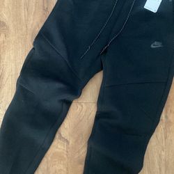 Nike Tech SweatPants Size L