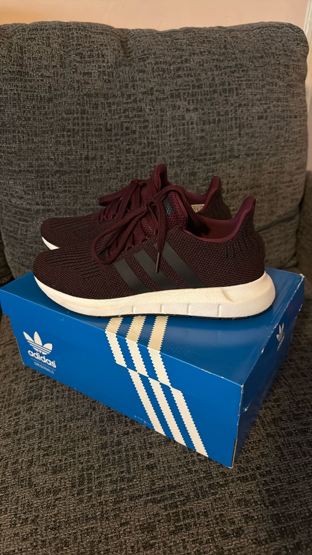 Adidas Swift Run J