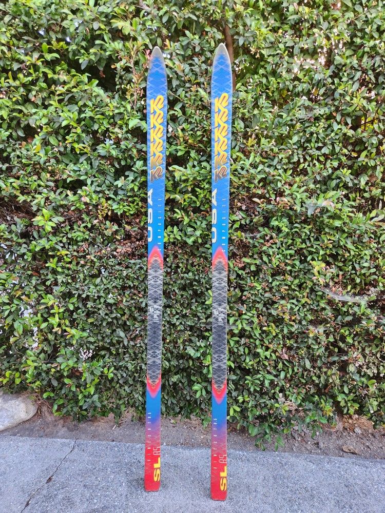 K2 Vintage Skiis