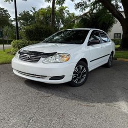 2005 Toyota Corolla • CE Sedan 4D
