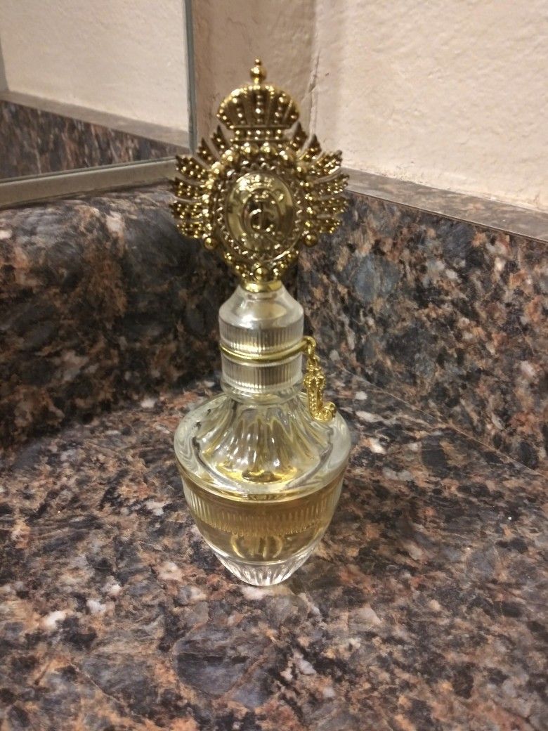 Juicy Couture Perfume .. Very Little Used.