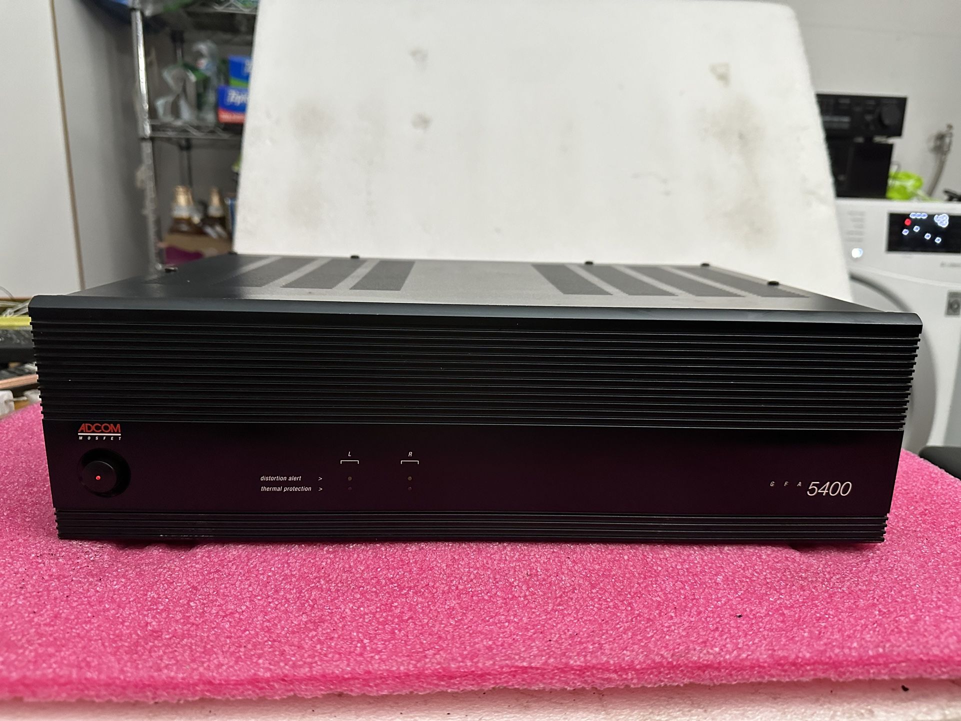 Adcom GFA-5400 Stereo Power Amplifier