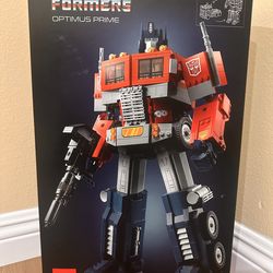 Lego Optimus Prime