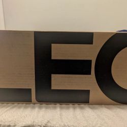 Lenovo Legion Go S 8” 120hz Ryzen Z2 Go 32gb 1Tb Floor Model 