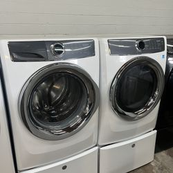 Electrolux Washer & Electric Dryer