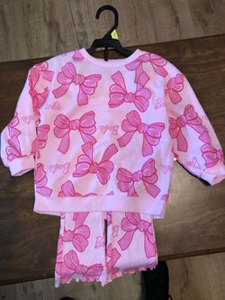 Girls set size 3 t new with tags