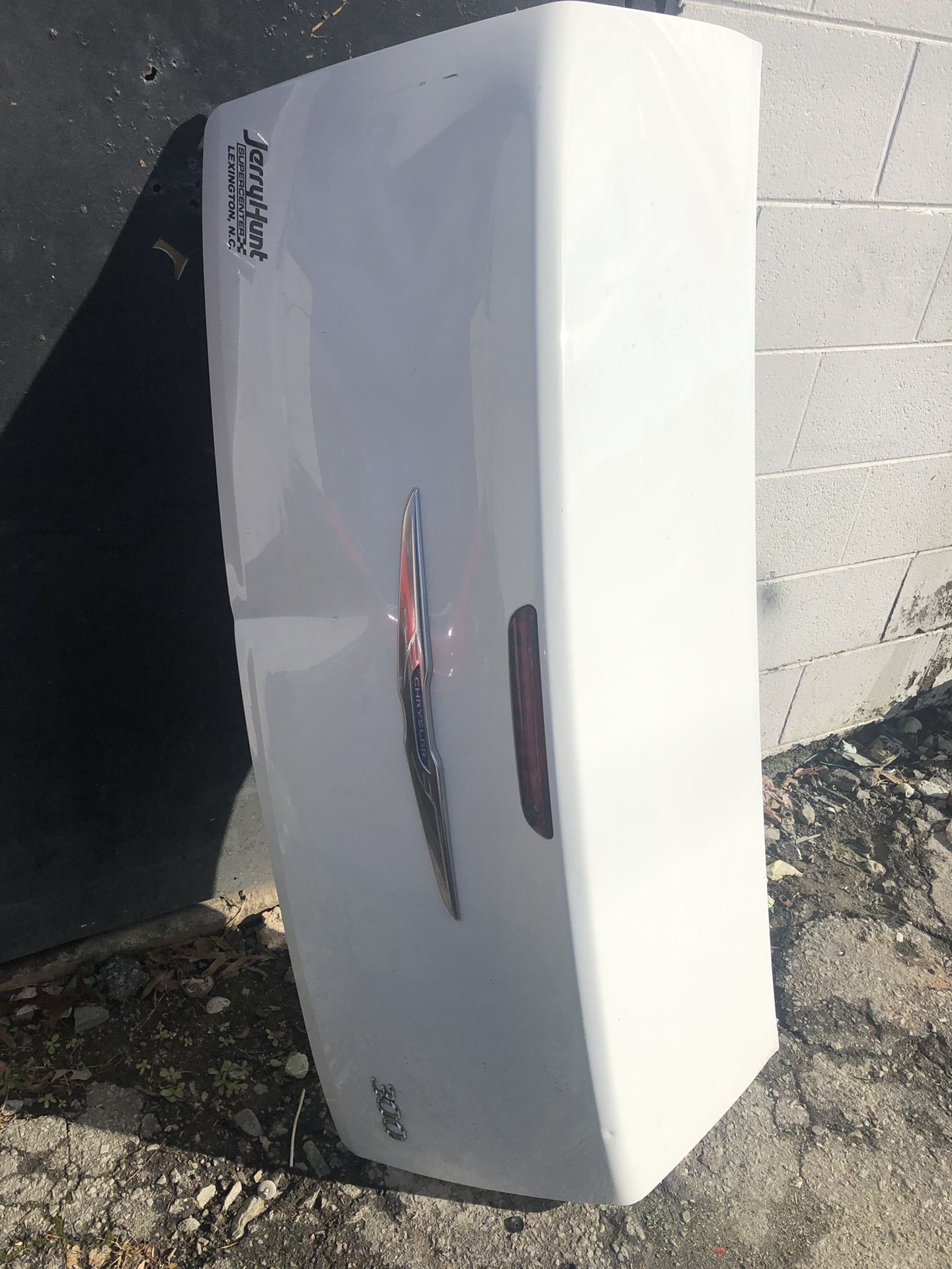 2013 Chrysler 300 trunk dented