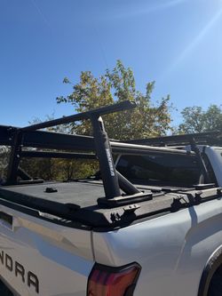 Diamondback hd cover + Yakima bedrack TUNDRA